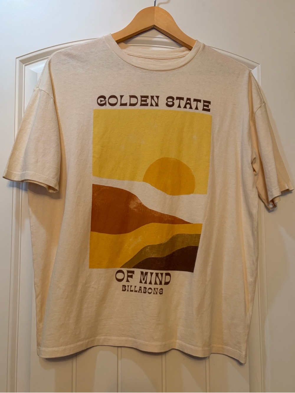 Billabong Cream Graphic Tee with Yellow and Brown Sunset